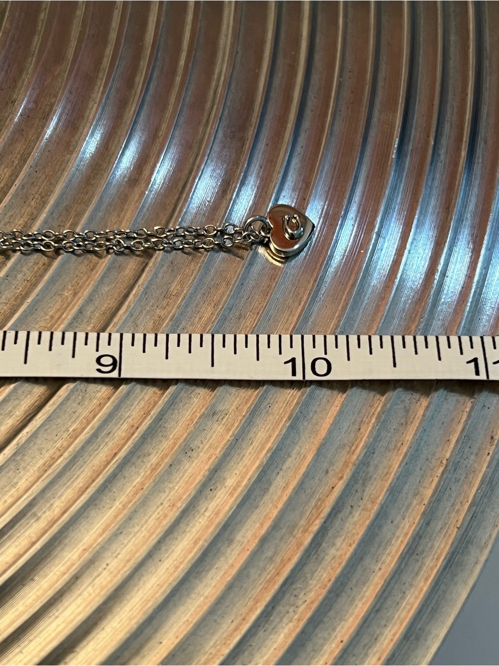 Coach Silver Heart Pendant Necklace with Signature hangtag, care card and dusty. - Picture 6 of 10